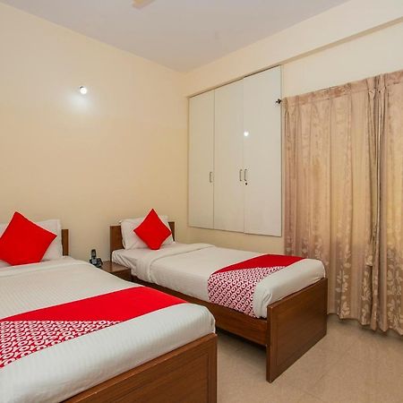 Oyo 4797 Lulu Hospitality Hotel Yelahanka Екстериор снимка