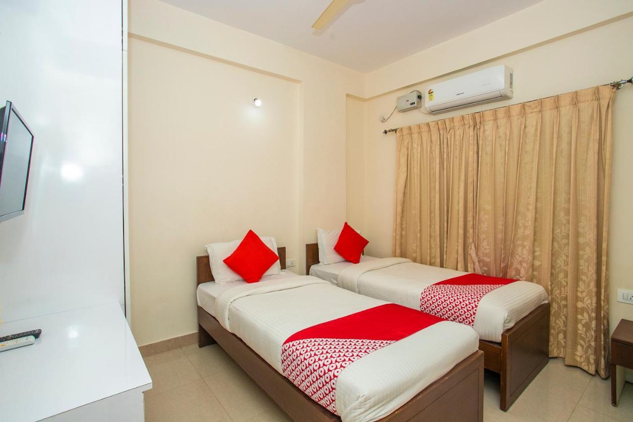 Oyo 4797 Lulu Hospitality Hotel Yelahanka Екстериор снимка