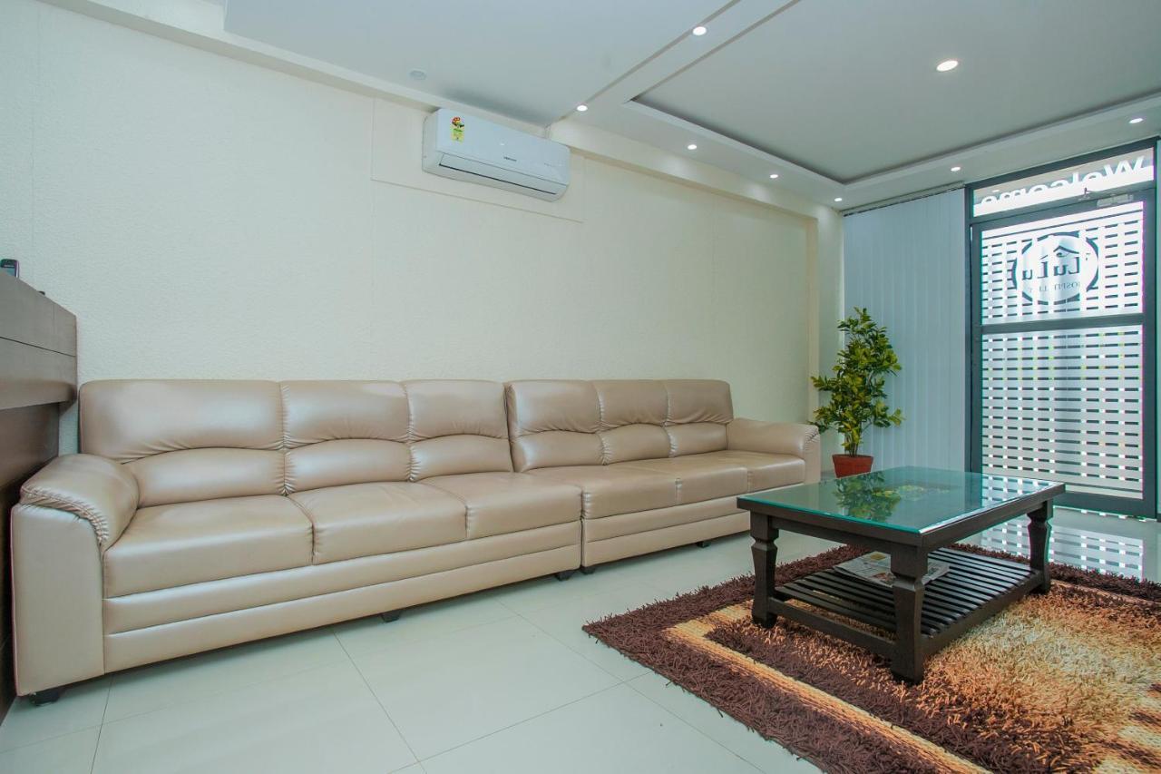 Oyo 4797 Lulu Hospitality Hotel Yelahanka Екстериор снимка