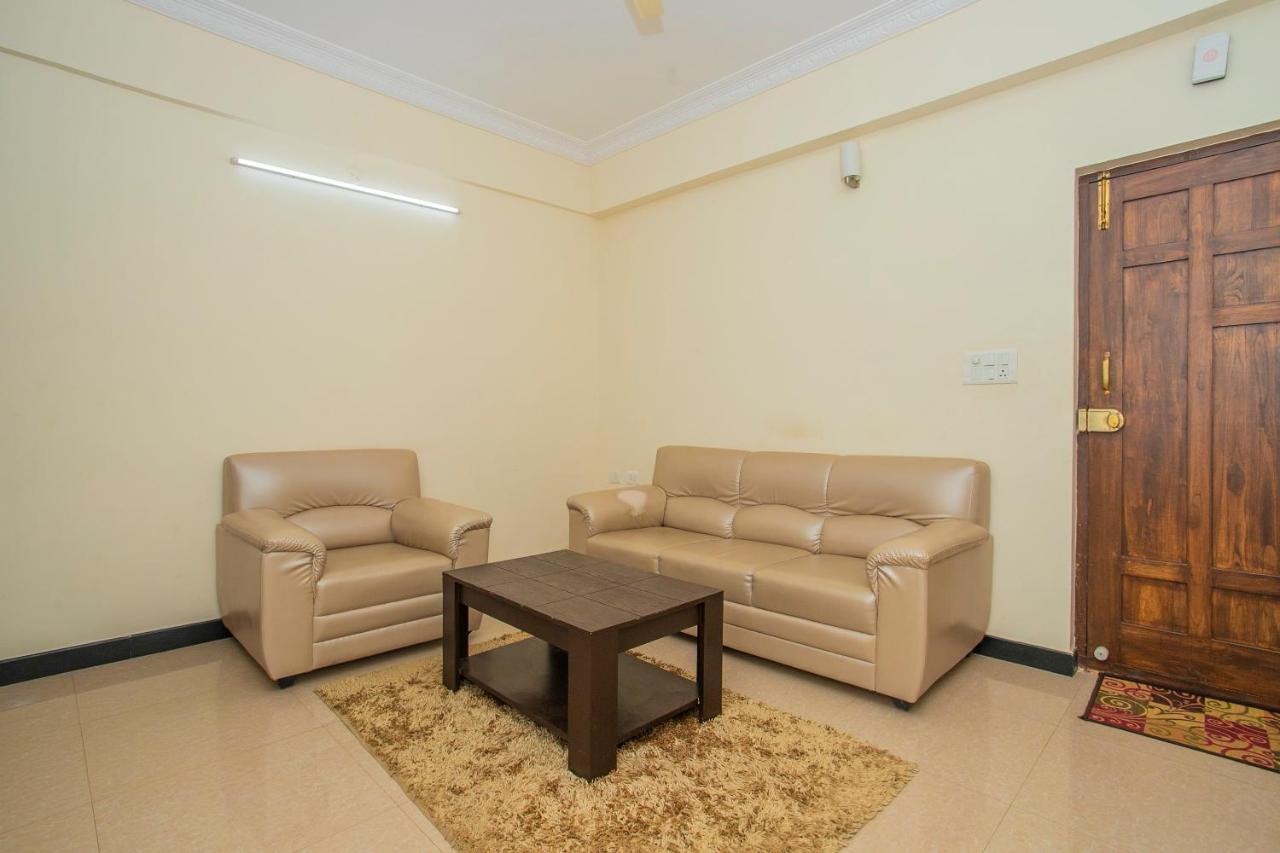 Oyo 4797 Lulu Hospitality Hotel Yelahanka Екстериор снимка