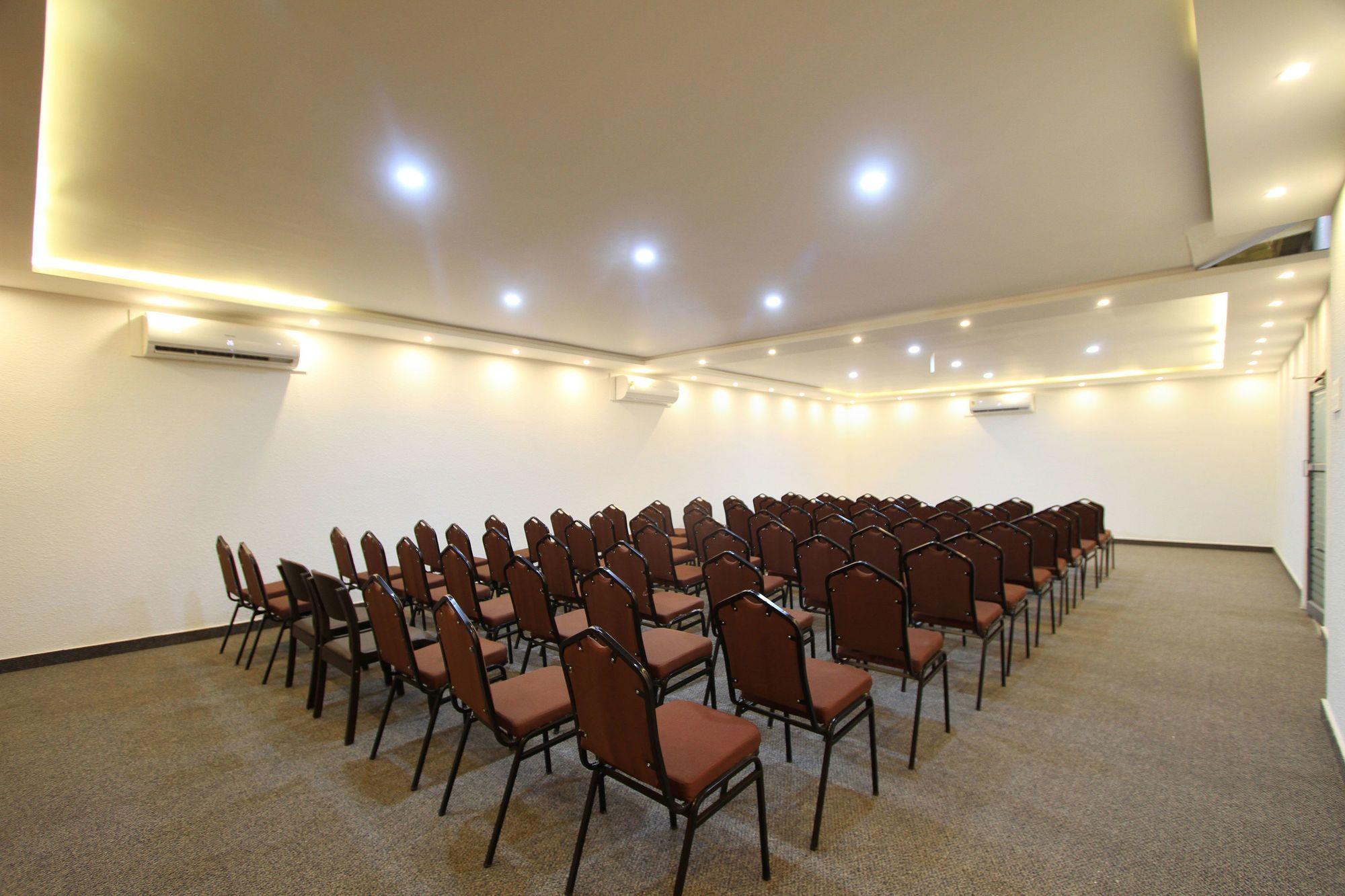 Oyo 4797 Lulu Hospitality Hotel Yelahanka Екстериор снимка