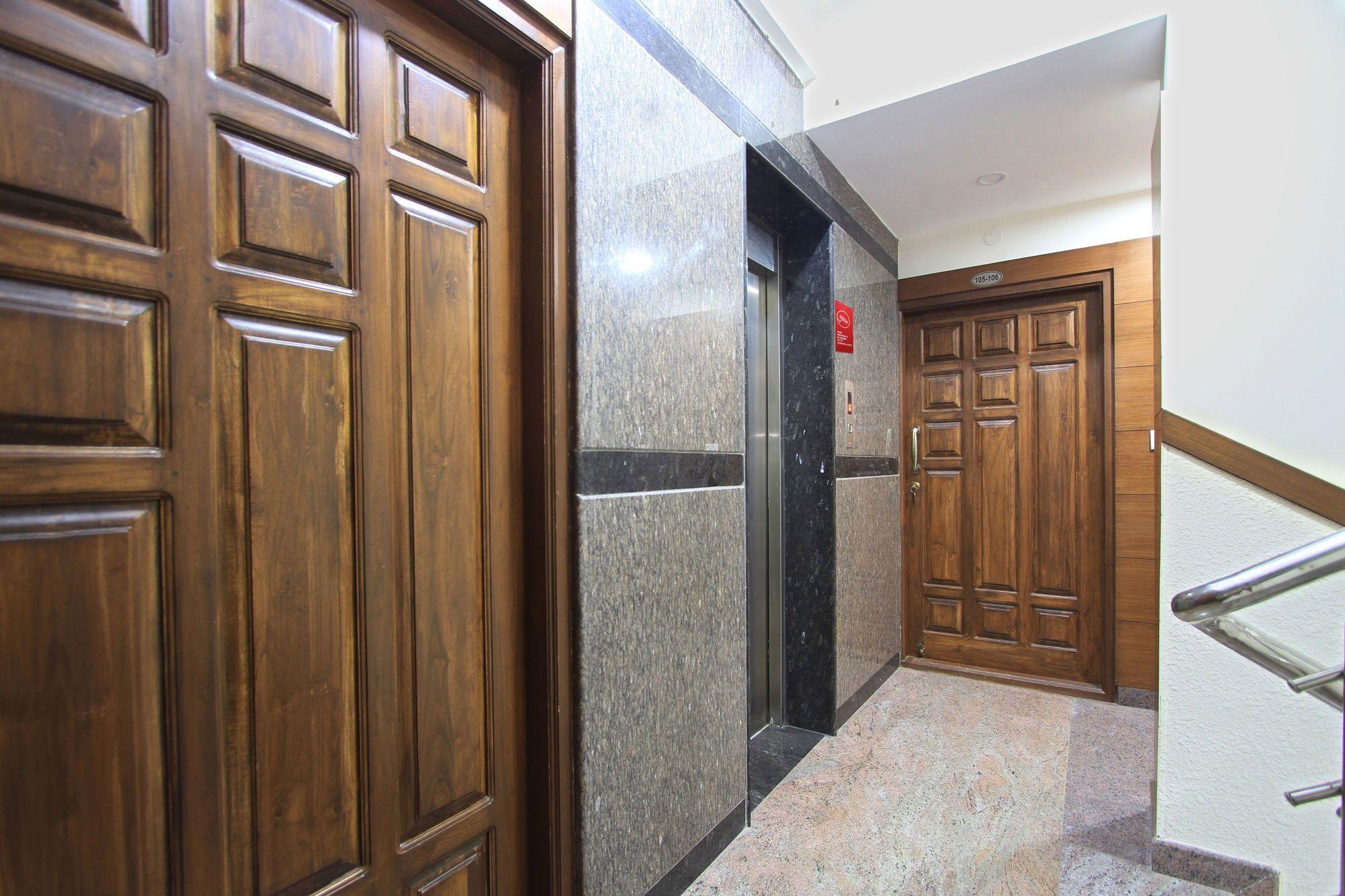 Oyo 4797 Lulu Hospitality Hotel Yelahanka Екстериор снимка